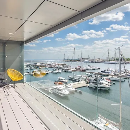 Apartment Yacht Park Sun & Snow Nabrzeze *