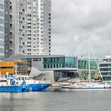Yacht Park Sun & Snow Nabrzeze